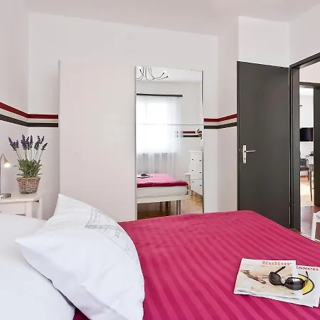 Apartment Suite By Interhome *