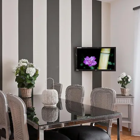 Suite-18 By Interhome