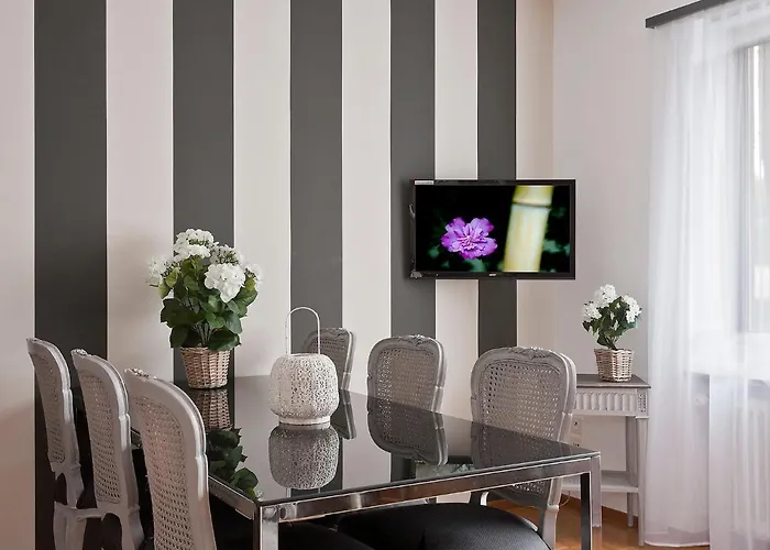 Apartment Suite-18 By Interhome